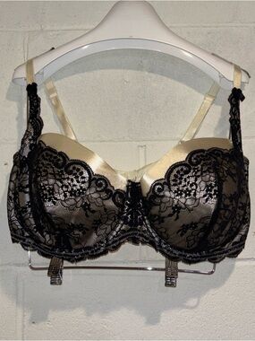 Enchanted full coverage underwire bra cream black lace floral size 40DD